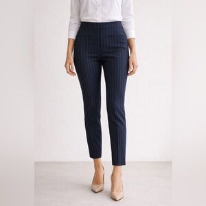 Anne Klein charcoal Gray w/light blue Pinstripe ankle Trousers pants sz 12